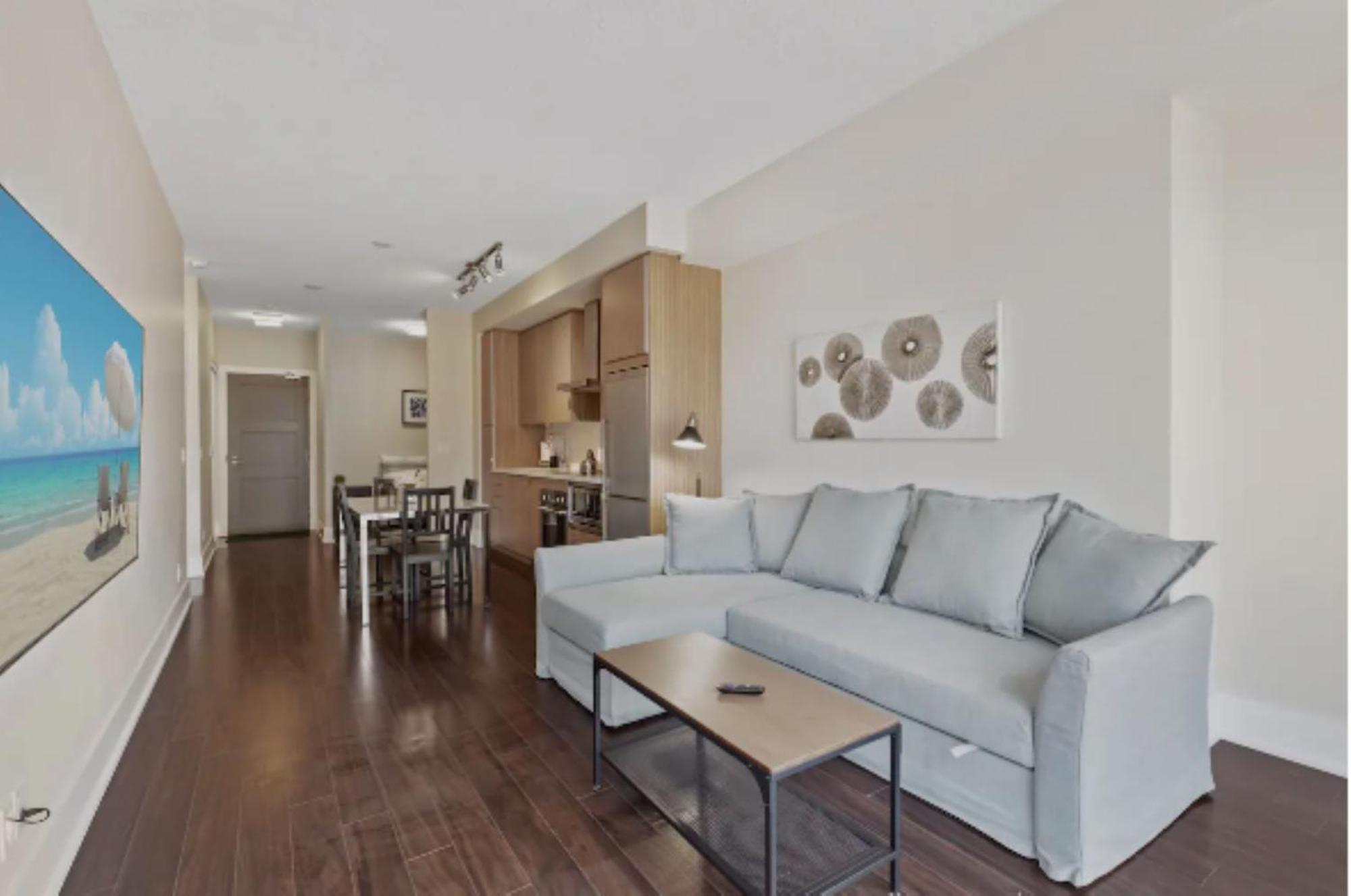 Comfort Iceboat Suites Lakeview & Free Parking * Toronto